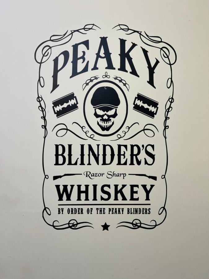 Peaky Blinders Apartment 5 Min Walk To Blackpool Tower Sleeps Up To 14 Zewnętrze zdjęcie